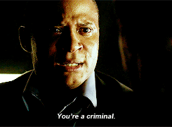 http://x4ashes4ashes.files.wordpress.com/2012/11/arrow-an-innocent-man-gif-john-diggle-oliver-queen.gif